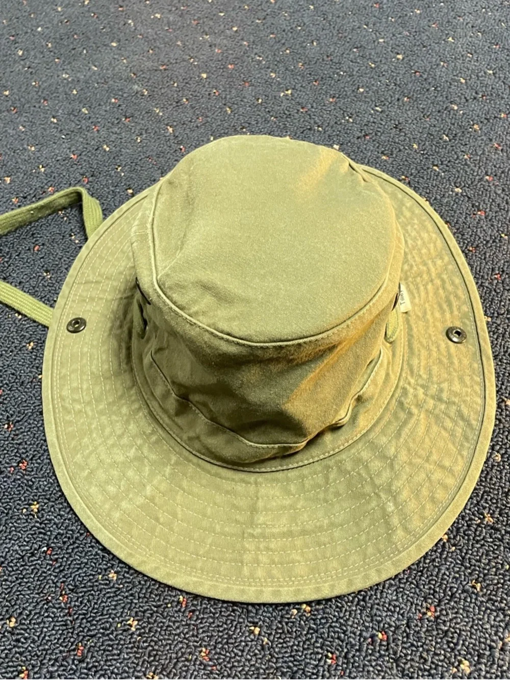 Olive Green Canvas The Tilley Hat - Classic Outdoor Sun Hat - Picture 8 of 9